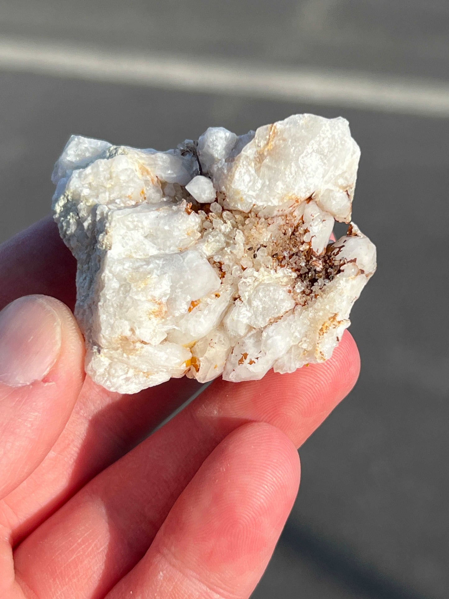 Quartz w/ Iron and Manganese