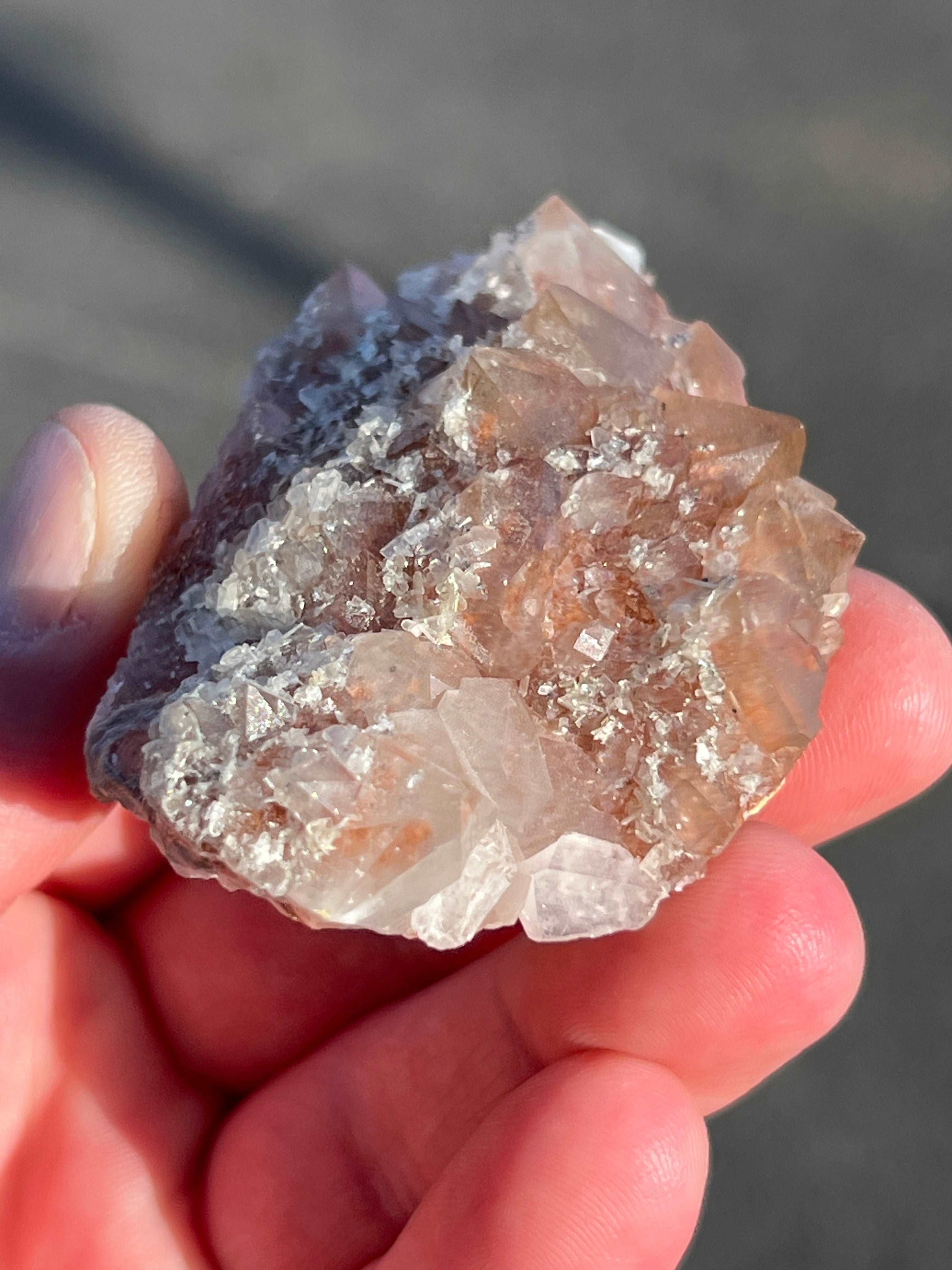 Quartz w/ Hematite, Barite, Fluorite